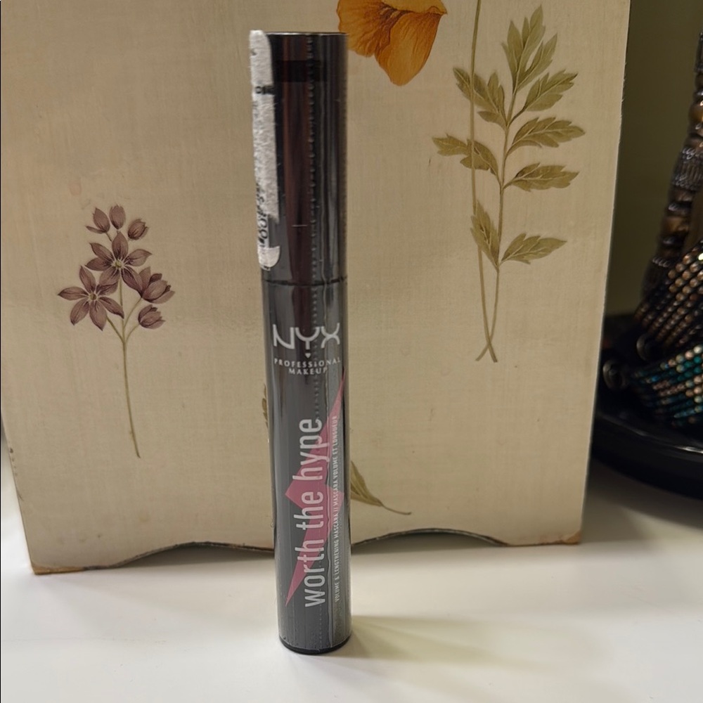 NYX Worth the Hype Mascara in Black
